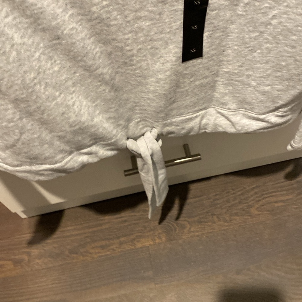 NWT Banana Republic Light Gray Tie-Front top - Picture 3 of 5